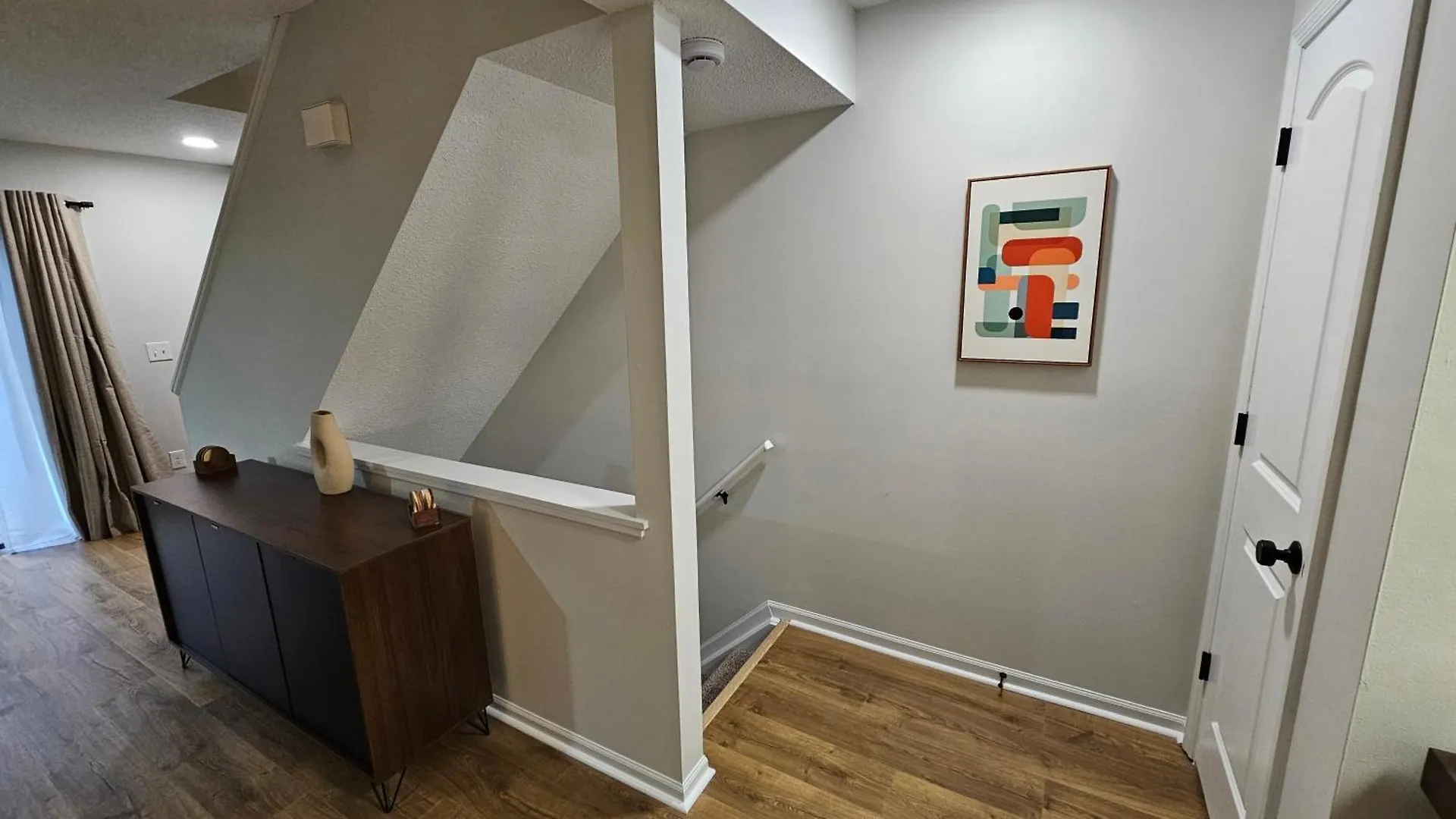 North Columbus Townhouse - Central, Updated, Fireplace USA