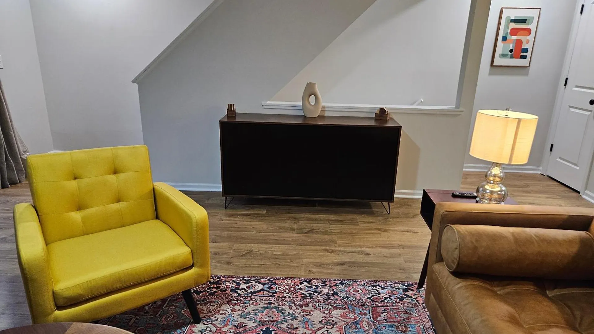 North Columbus Townhouse - Central, Updated, Fireplace USA